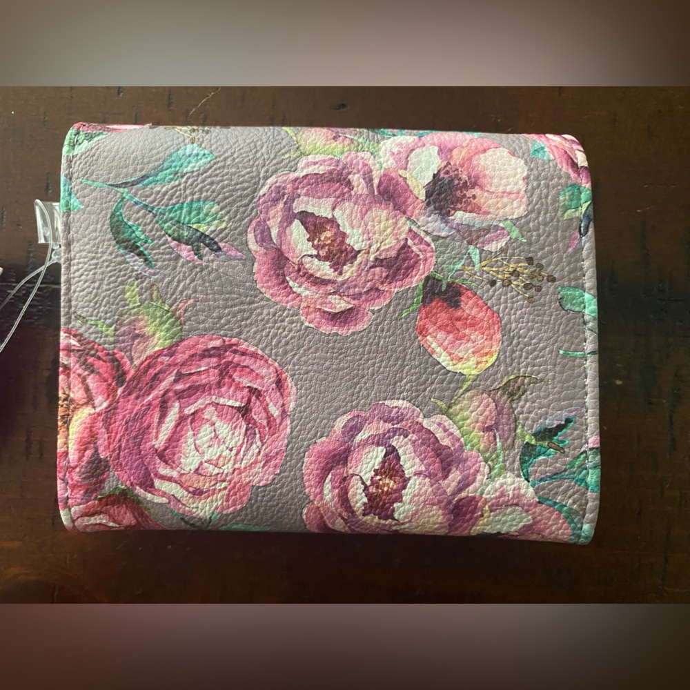 Betsey Johnson grey blush XOLANA floral rose WALLET BNWT $58 - Picture 4 of 11